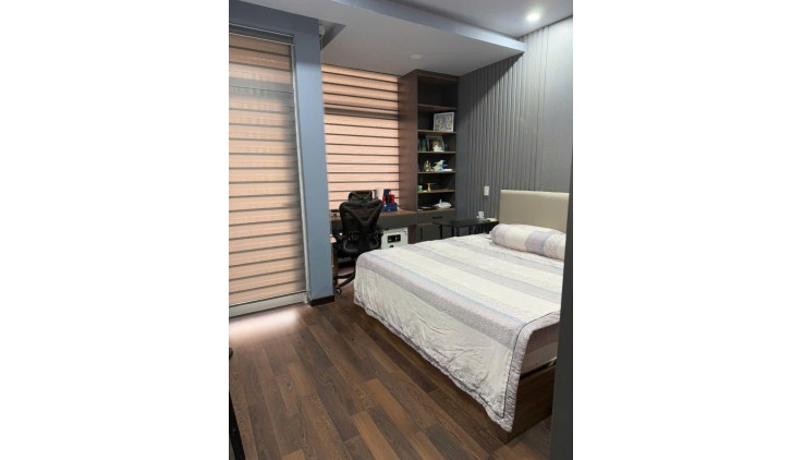 Bán nhà Tăng Nhơn Phú, Thủ Đức, tặng full nội thất
